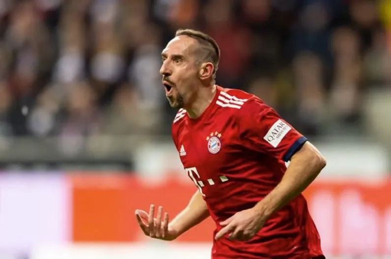 Lyon Publicly Courts Marseille's Star Midfielder