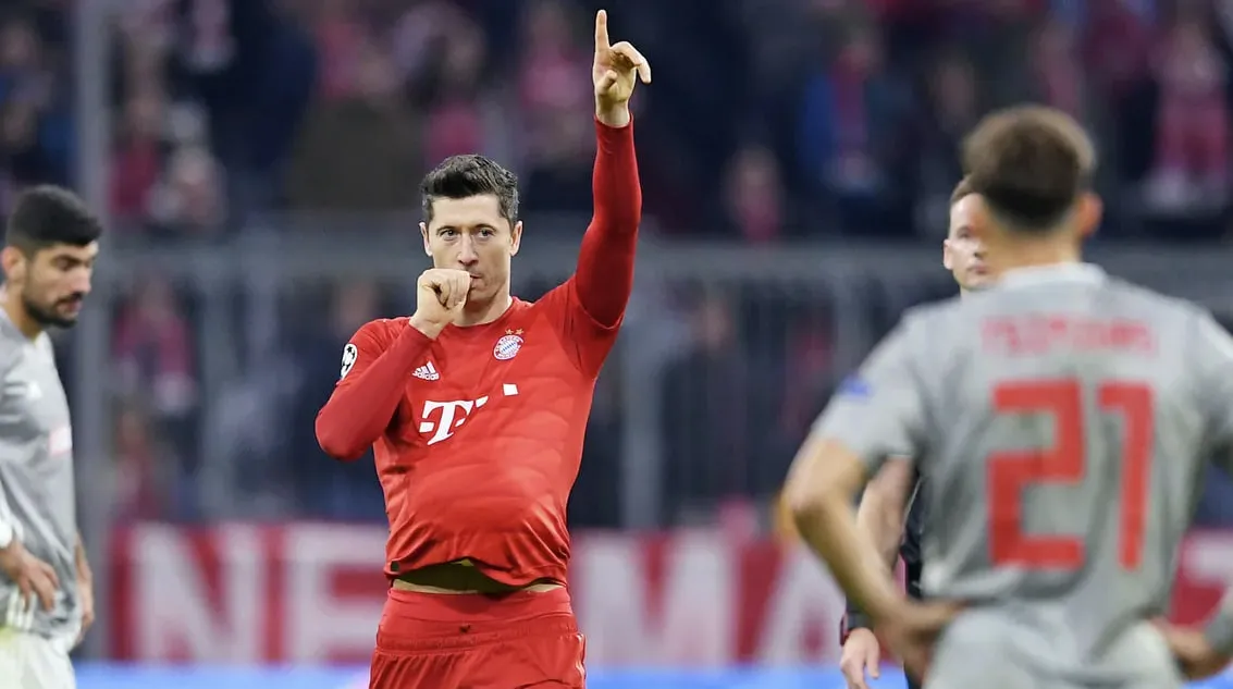 Lewandowski’s Penalty Opener (10’)