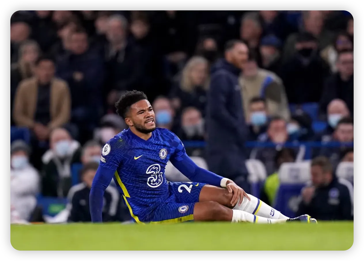 Reece James Commits Future to Chelsea